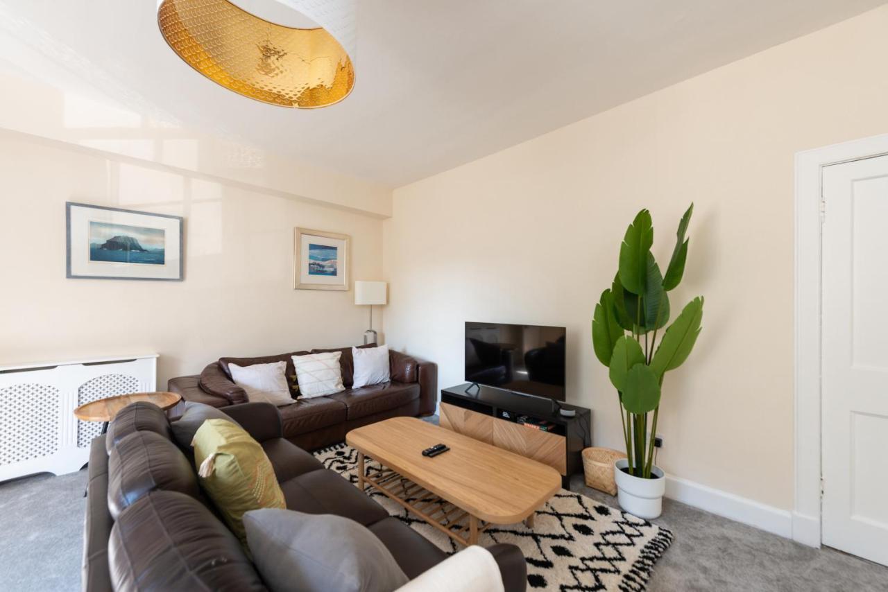 Lovely 3 Bed In Édimbourg