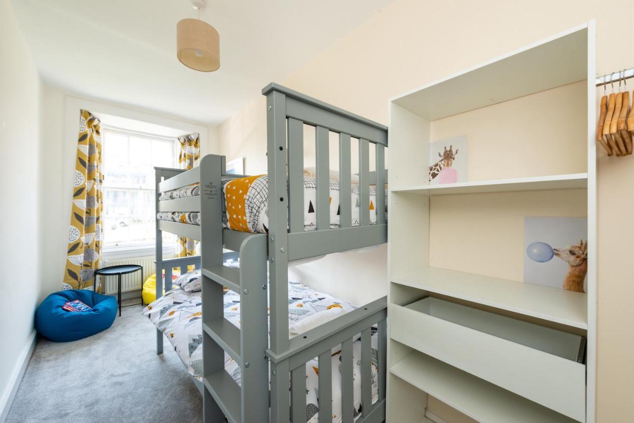 Lovely 3 Bed In Appartement *